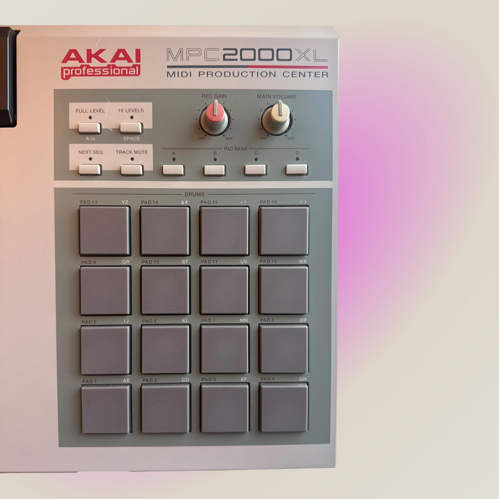 Akai Professional MPC 2000 XL Music Production Center - Sampler, Drum Machine & Sequence- Vintage Grey